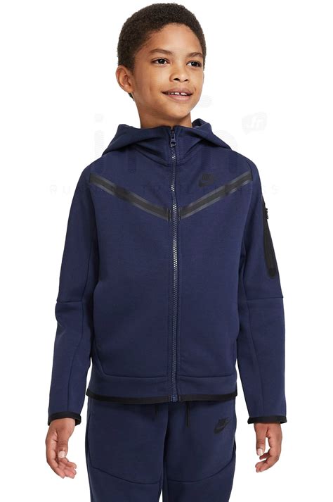 nike tech fleece for juniors.